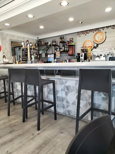 CAFE BAR 4 VENTOS