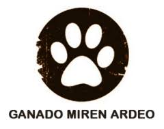 GANADO MIREN ARDEO