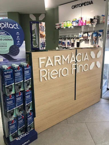 FARMACIA RIERA FINA