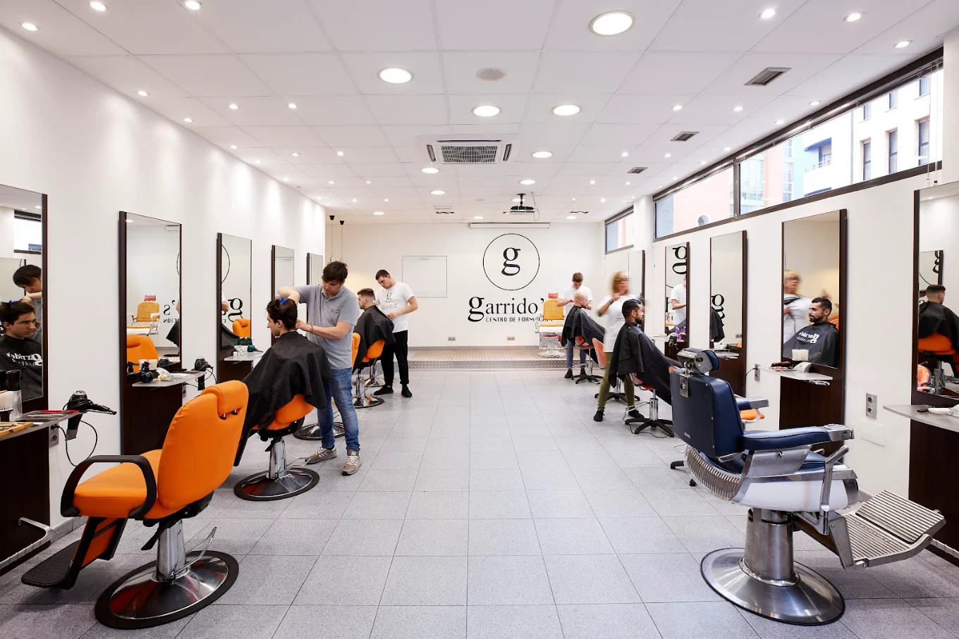 ACADEMIA DE PELUQUERIA GARRIDOS
