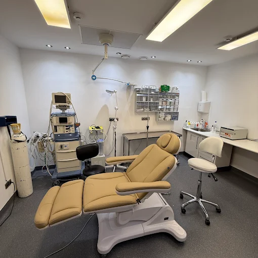 CLINICA ADCURE 