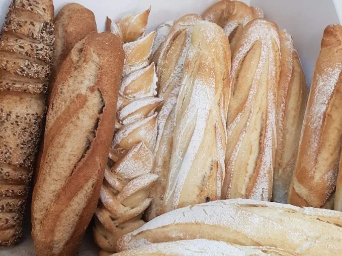 EL OBRADOR PASTELERIA Y PANADERIA