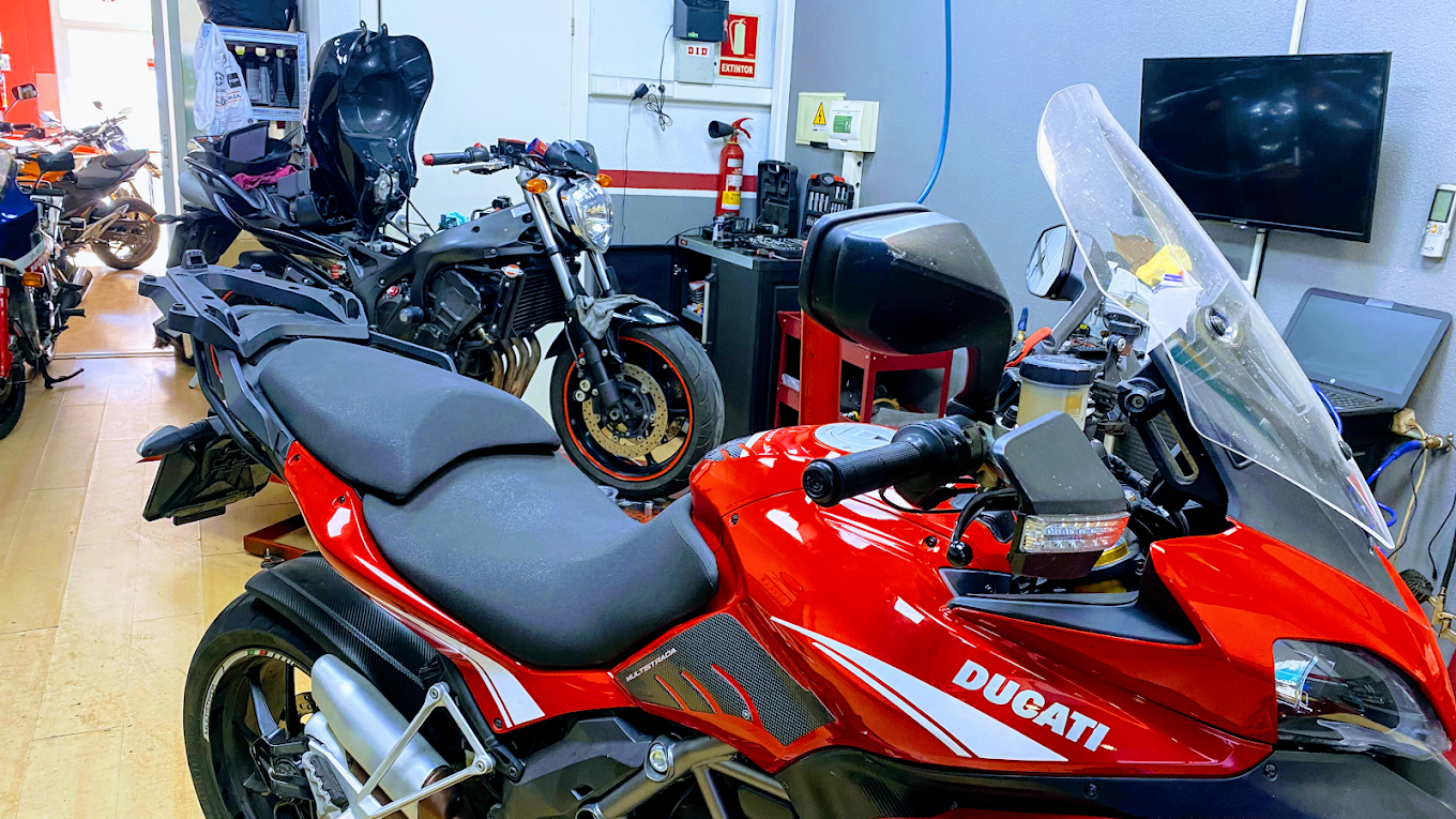 MOTO FLAMES