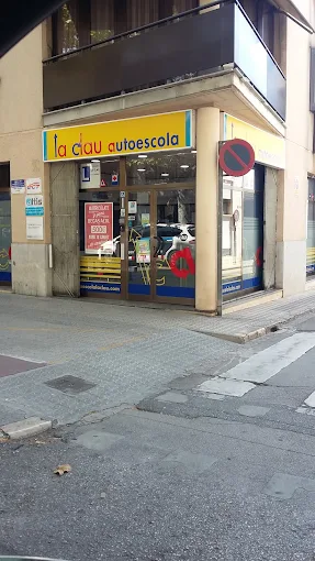 AUTOESCOLA LA CLAU DE VILANOVA