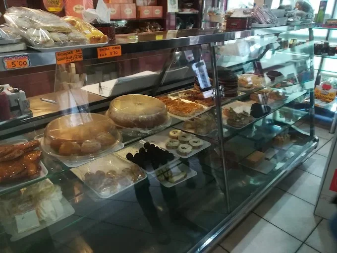 PASTELERIA CAFETERIA YEMAS GIL